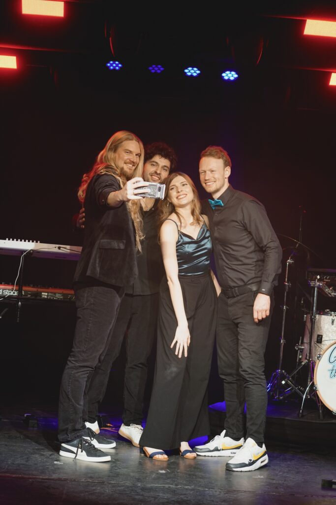 Selfie-Bandfoto-Ginnyandthetonics